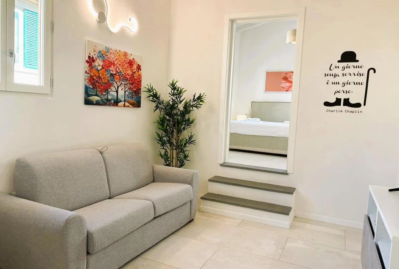 White Iris Apartment Florence