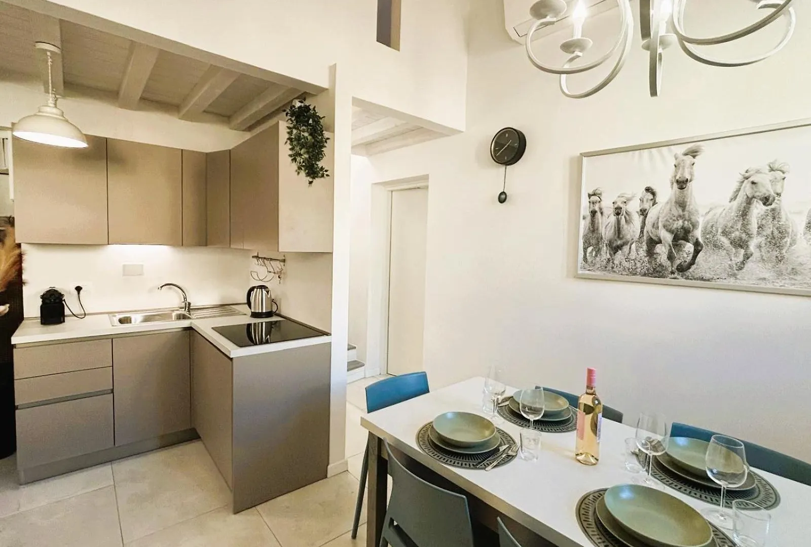 White Iris Apartment Florence